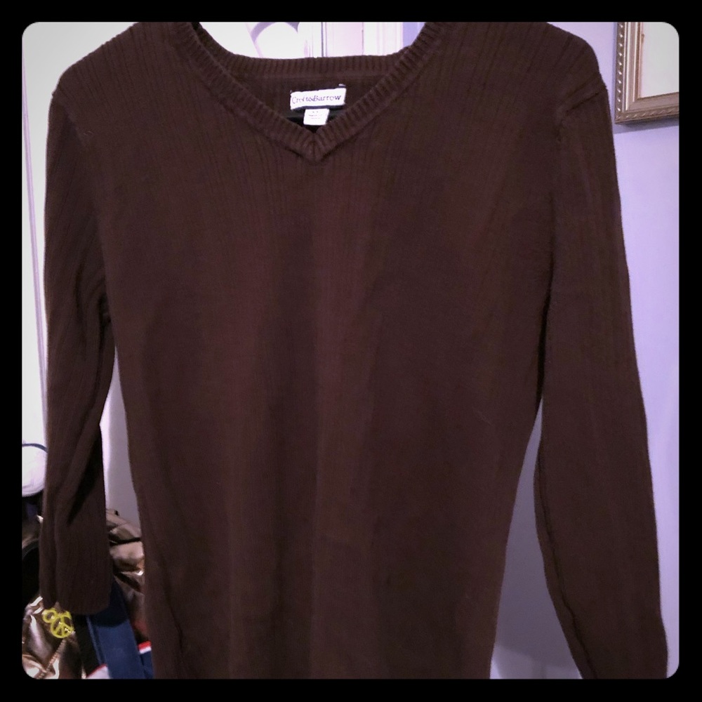 Long sleeve brown Croft & Barrow sweater.